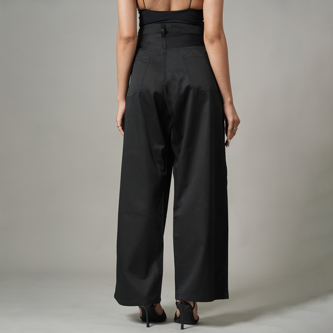 WIDE LEG BLACK TROUSER